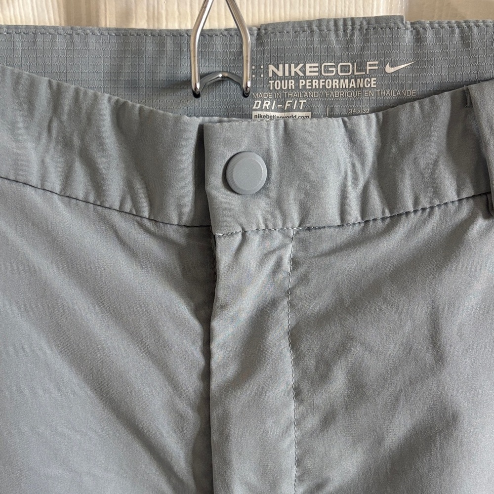 Nike Men's Gray Dri-FIT Tour Performance golf Chinos 34x32